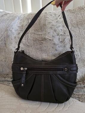 Tignanello Classic Brown Shoulder Bag with Contrast Stitching